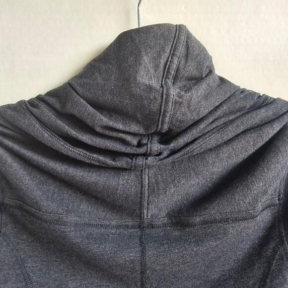 Rare‎ Lululemon Women’s Iconic Wrap | Dark Heather Grey | Size 6 Discontinued - Picture 5 of 7